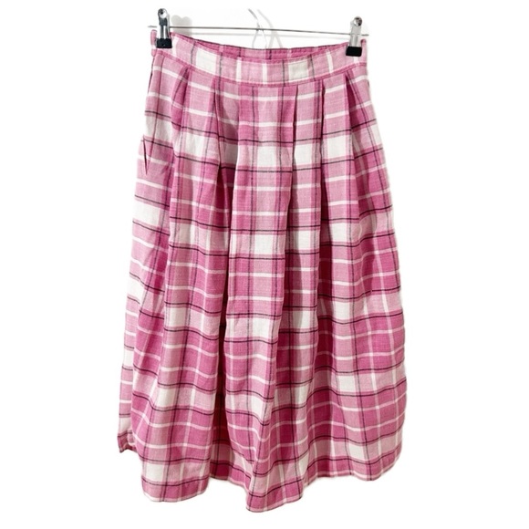 Chaus Dresses & Skirts - Vintage Chaus Petites Plaid Pleated Midi Skirt Banded Waist Side Button 🩷🤍🖤